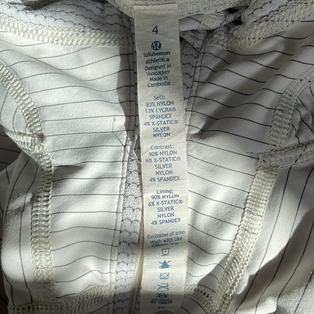 Lululemon lightweight quarter-zip - Picture 5 of 5